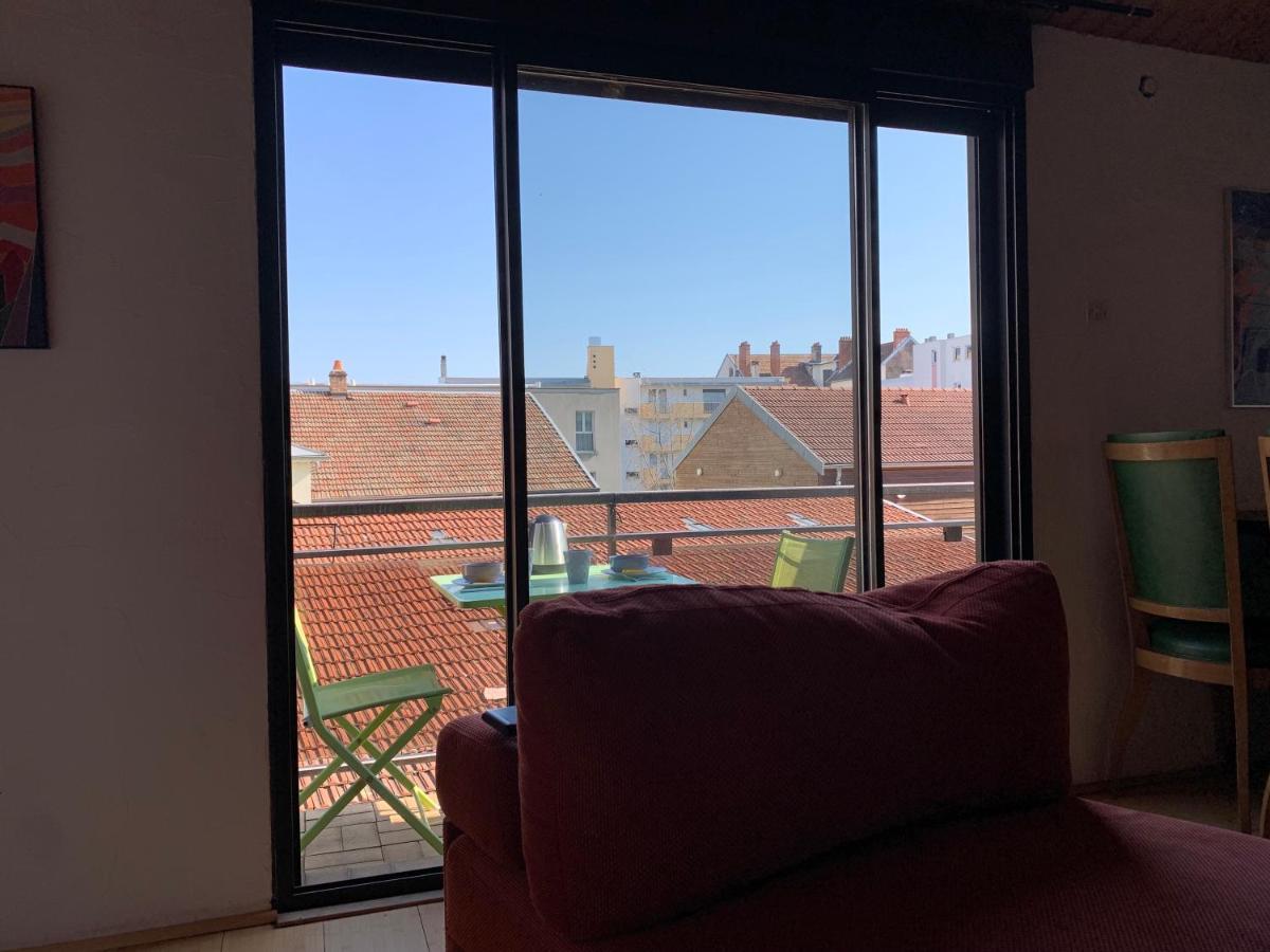 Chaleureux Appartement Centre Ville Proche Gare. بُيزانكون المظهر الخارجي الصورة